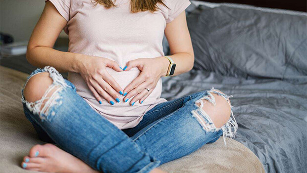 مضرات کاشت ناخن در بارداری