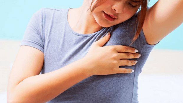 درد زیر بغل سمت راست،