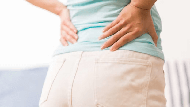 علت درد پایین کمر سمت راست در زنان