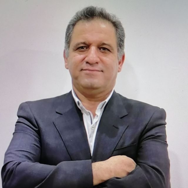 دکتر مصطفی گلکار جراح اسلیو معده در کرج